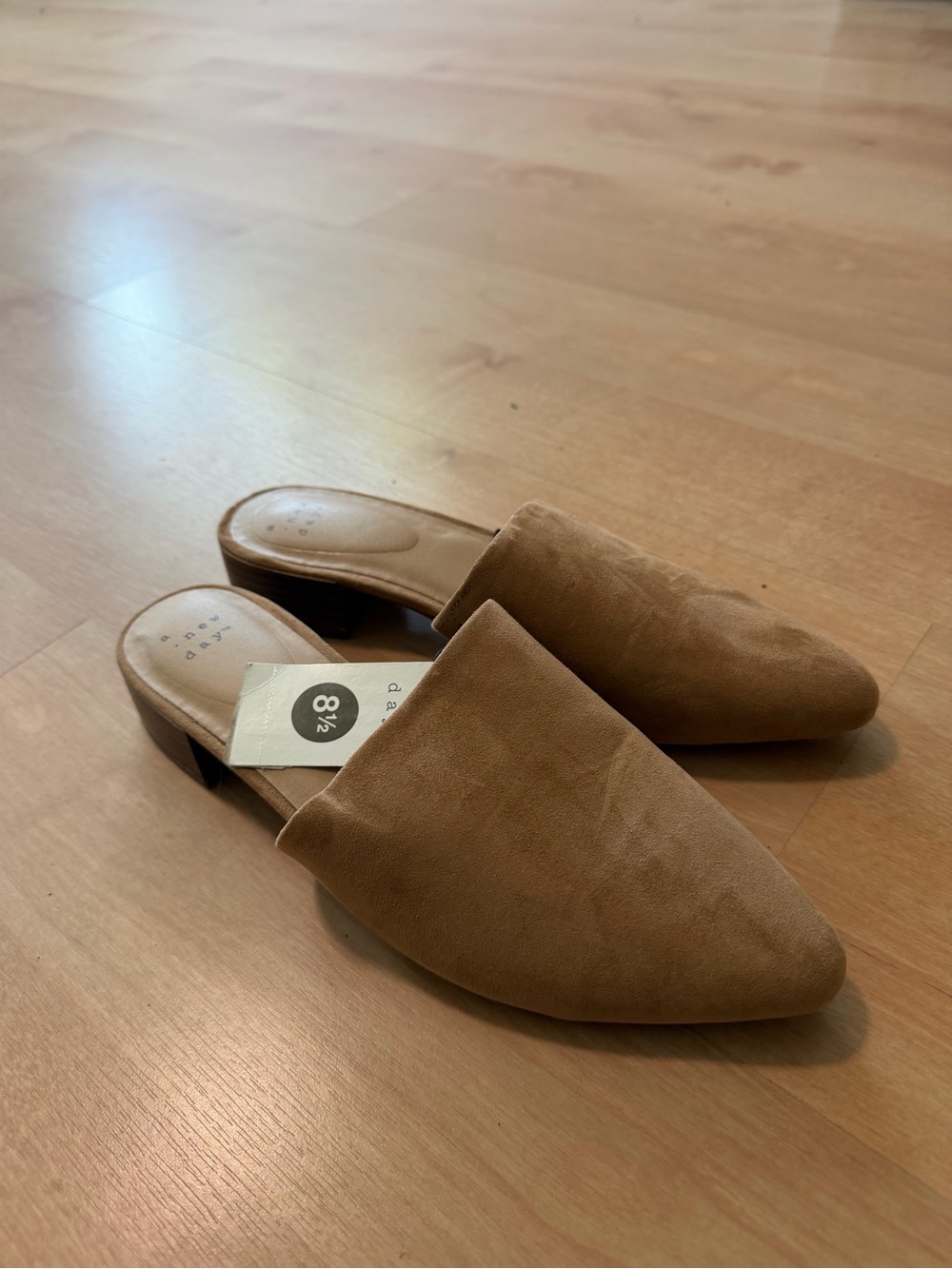 Slip-On Mule Loafers in Tan